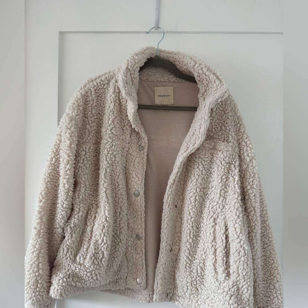 Thread & Supply Sherpa jacket size M